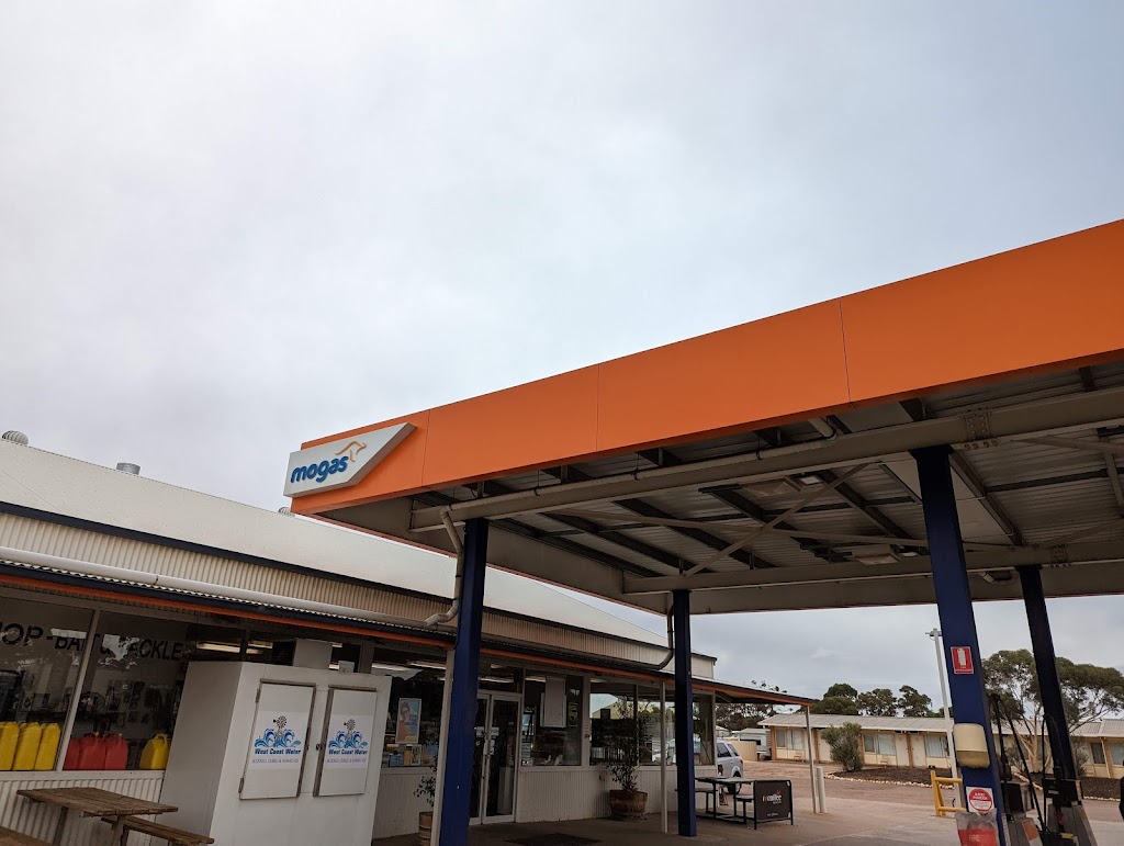 Golden Wattle Roadhouse | gas station | 64 Eyre Hwy, Wudinna SA 5652, Australia | 0886802084 OR +61 8 8680 2084