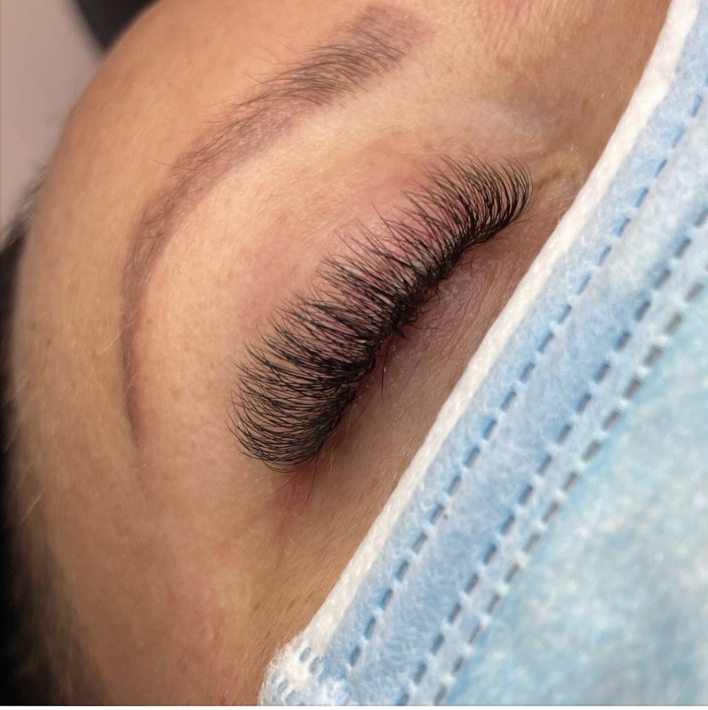 klcbeautypmq | 24 Harvest St, Thrumster NSW 2444, Australia | Phone: 0432 573 458
