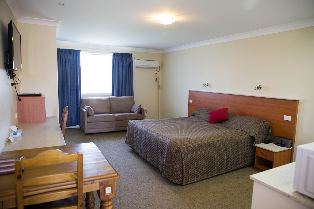 Scone Motor Inn | lodging | 55 Kelly St, Scone NSW 2337, Australia | 0265453079 OR +61 2 6545 3079