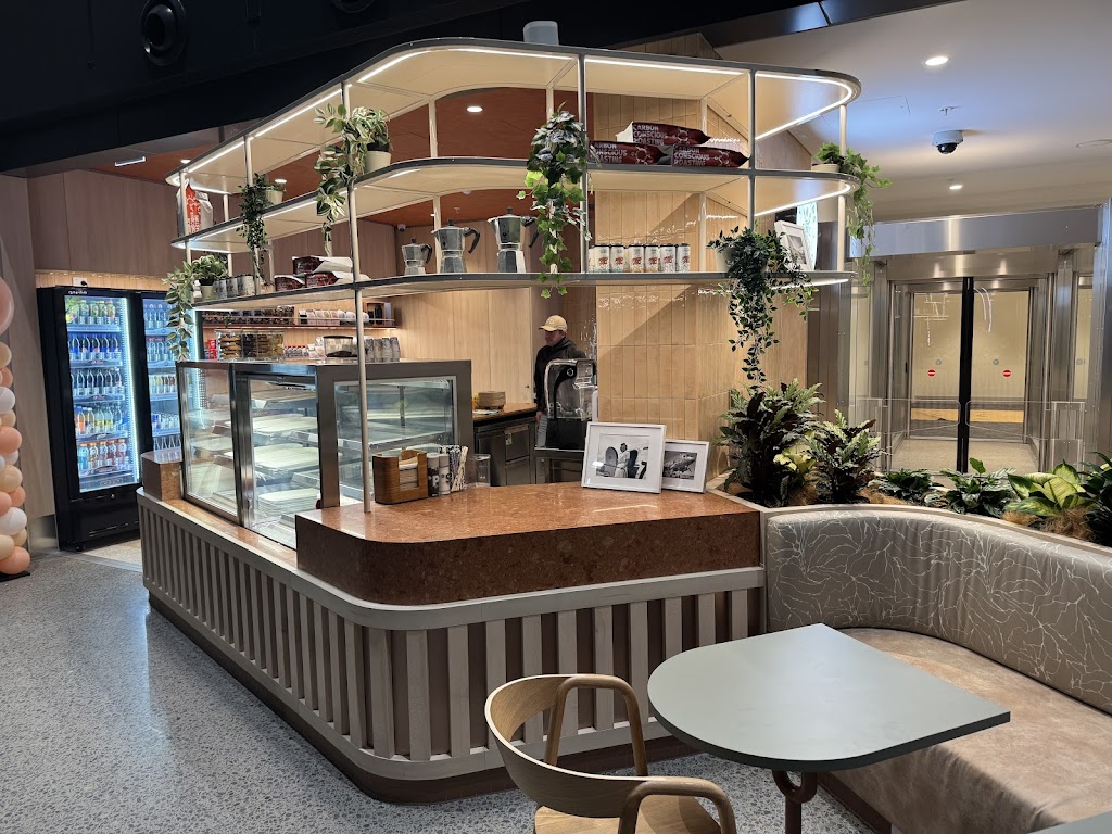 Crosswinds Coffee Co. | 1 Williamtown Dr, Williamtown NSW 2318, Australia | Phone: (02) 4965 1369