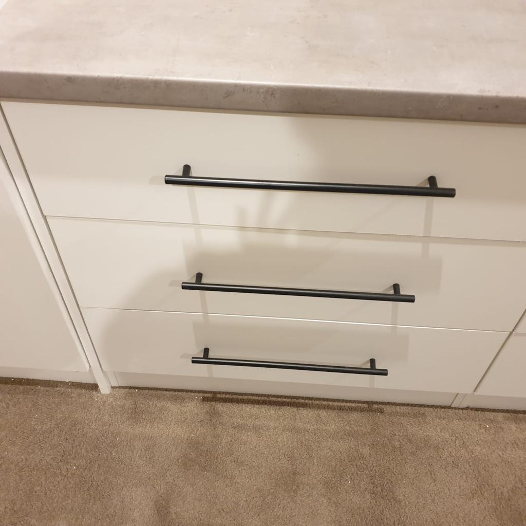 Just Design Your Wardrobes | Unit 3/13-15 Mill Rd, Campbelltown NSW 2560, Australia | Phone: (02) 4628 5983