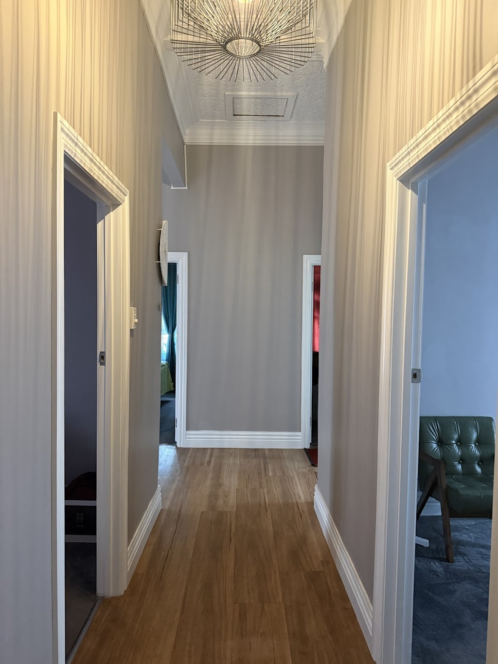 Cindy House massage | 5 Ronald St, Ballarat Central VIC 3350, Australia | Phone: 0412 204 300