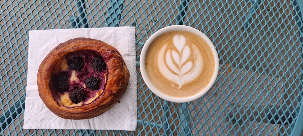 Dangar Falls Lodge Coffee Van | 180 Coramba Rd, Dorrigo NSW 2453, Australia | Phone: 0439 133 274