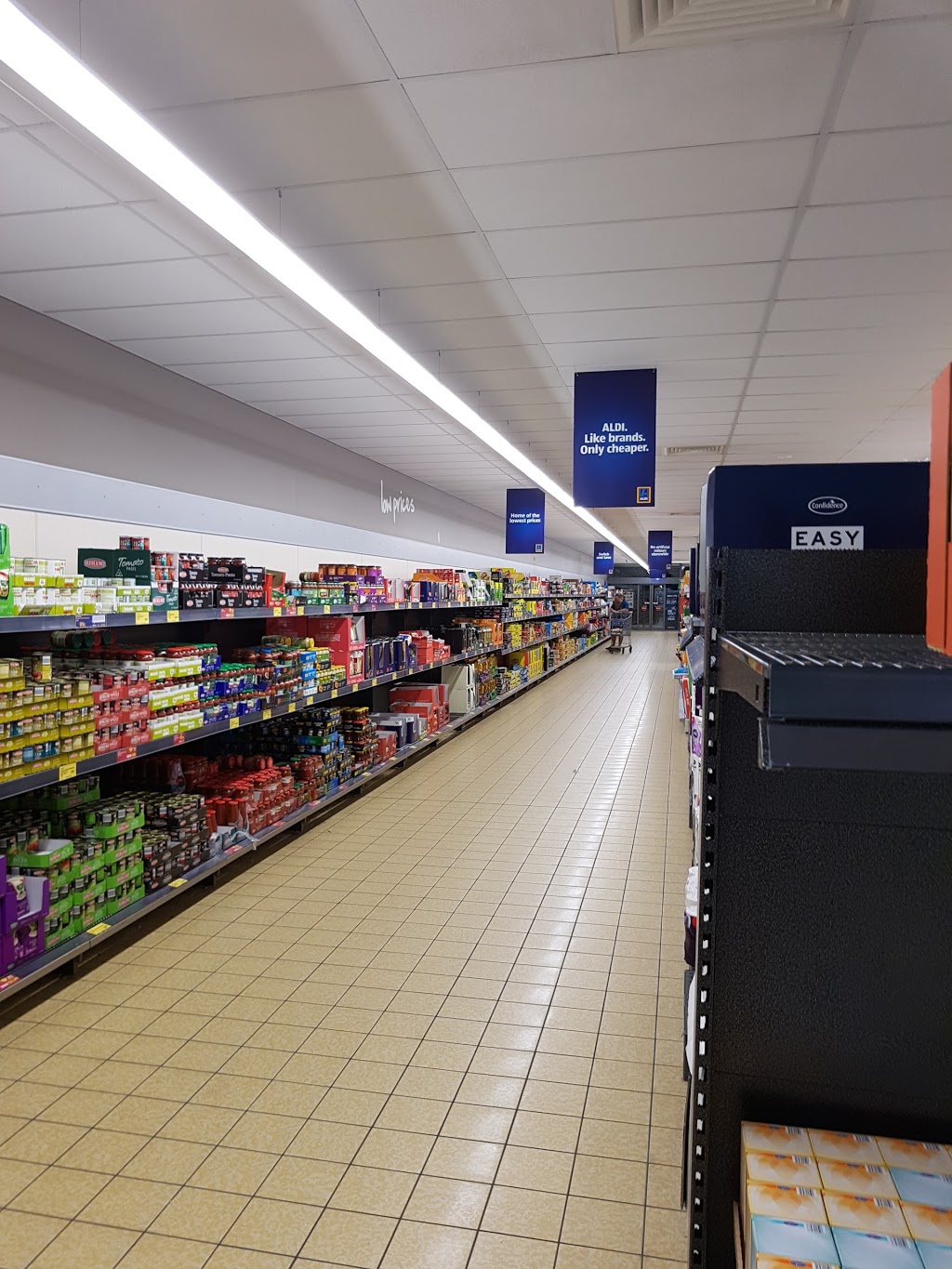 ALDI Avoca | supermarket | Johnston St &, Bolewski St, Avoca QLD 4670, Australia