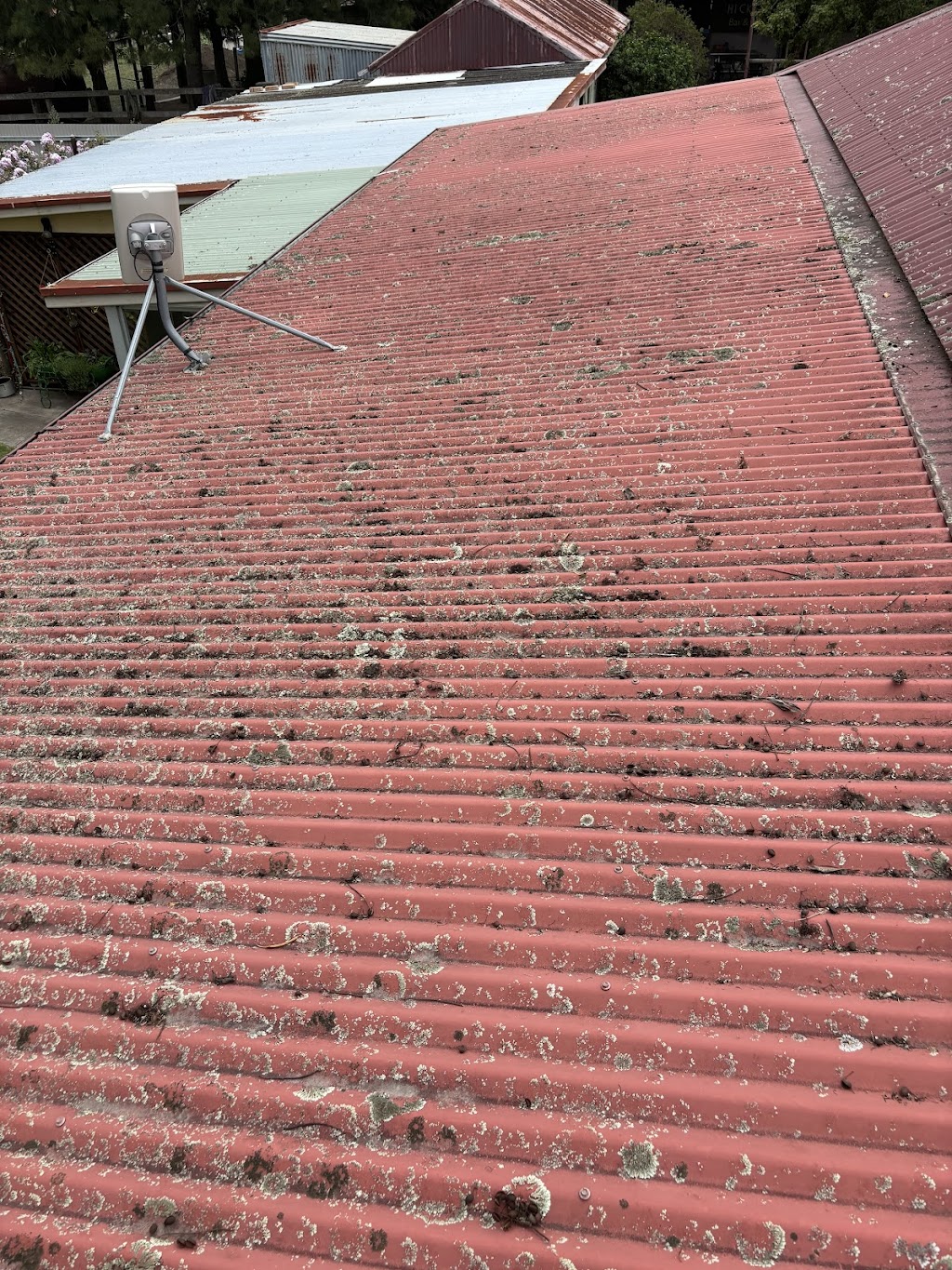 Jason’s painting and handyman services | 1-3 Lake Parade, East Corrimal NSW 2518, Australia | Phone: 0499 864 189