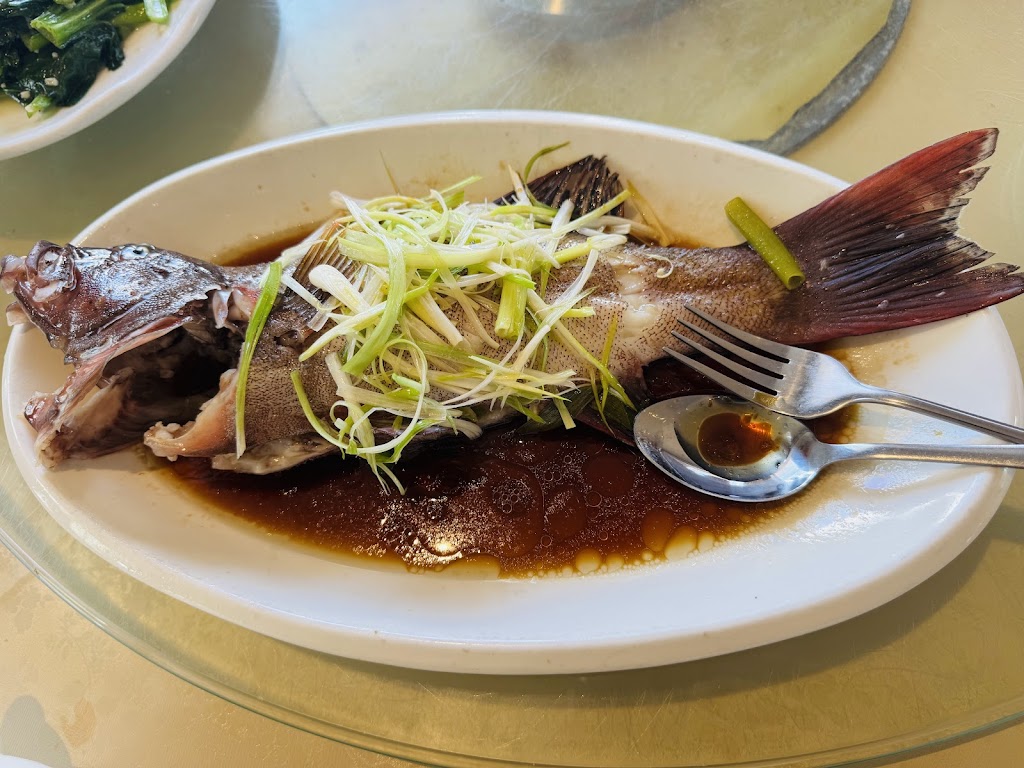 The Moon Chinese Seafood Restaurant 德月舫 | 15/114 Esplanade, Surfers Paradise QLD 4217, Australia | Phone: (07) 5564 6996