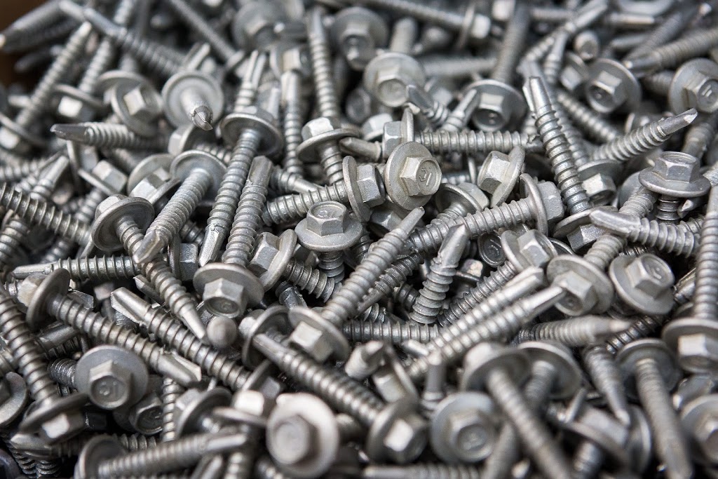 United Fasteners Gladstone | 17 Beckinsale St, Gladstone Central QLD 4680, Australia | Phone: (07) 4972 9414