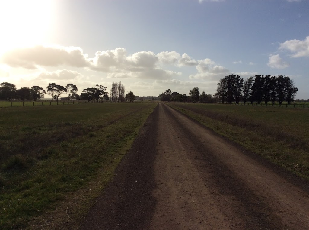 Rugged Cross Farm | 65 Irrewillipe-Pirron Yallock Rd, Irrewillipe VIC 3249, Australia | Phone: (03) 5235 3340