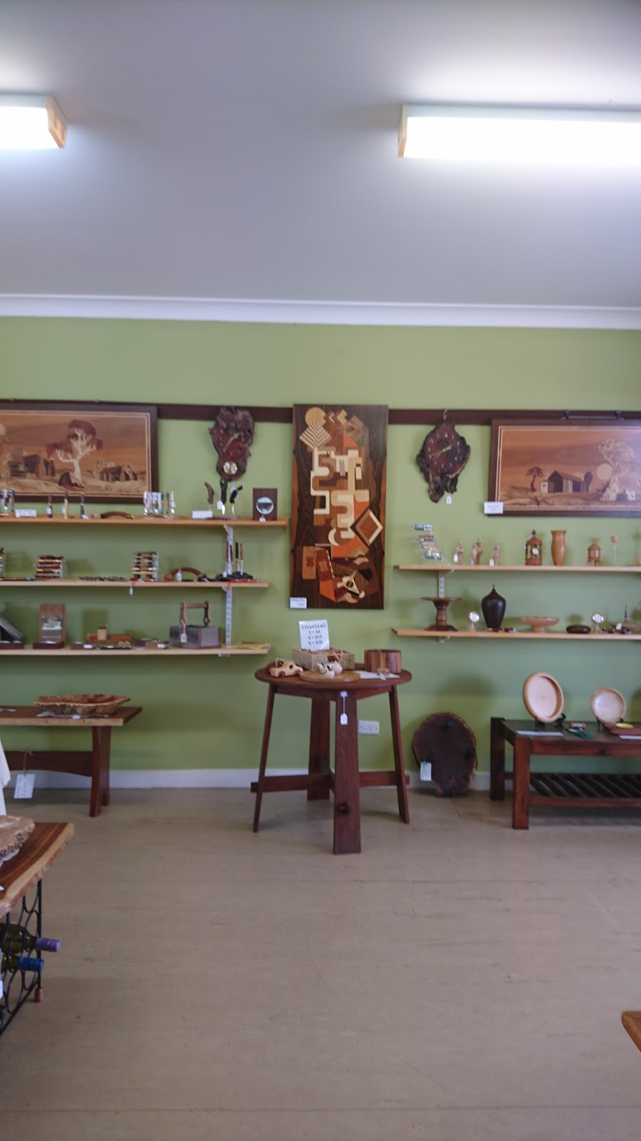 Milton Timber Gallery | 71 Princes Hwy, Milton NSW 2538, Australia | Phone: (02) 4443 4524