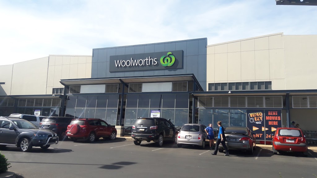 Woolworths Highfields | supermarket | 66 Highfields Rd, Highfields QLD 4352, Australia | 0746132804 OR +61 7 4613 2804