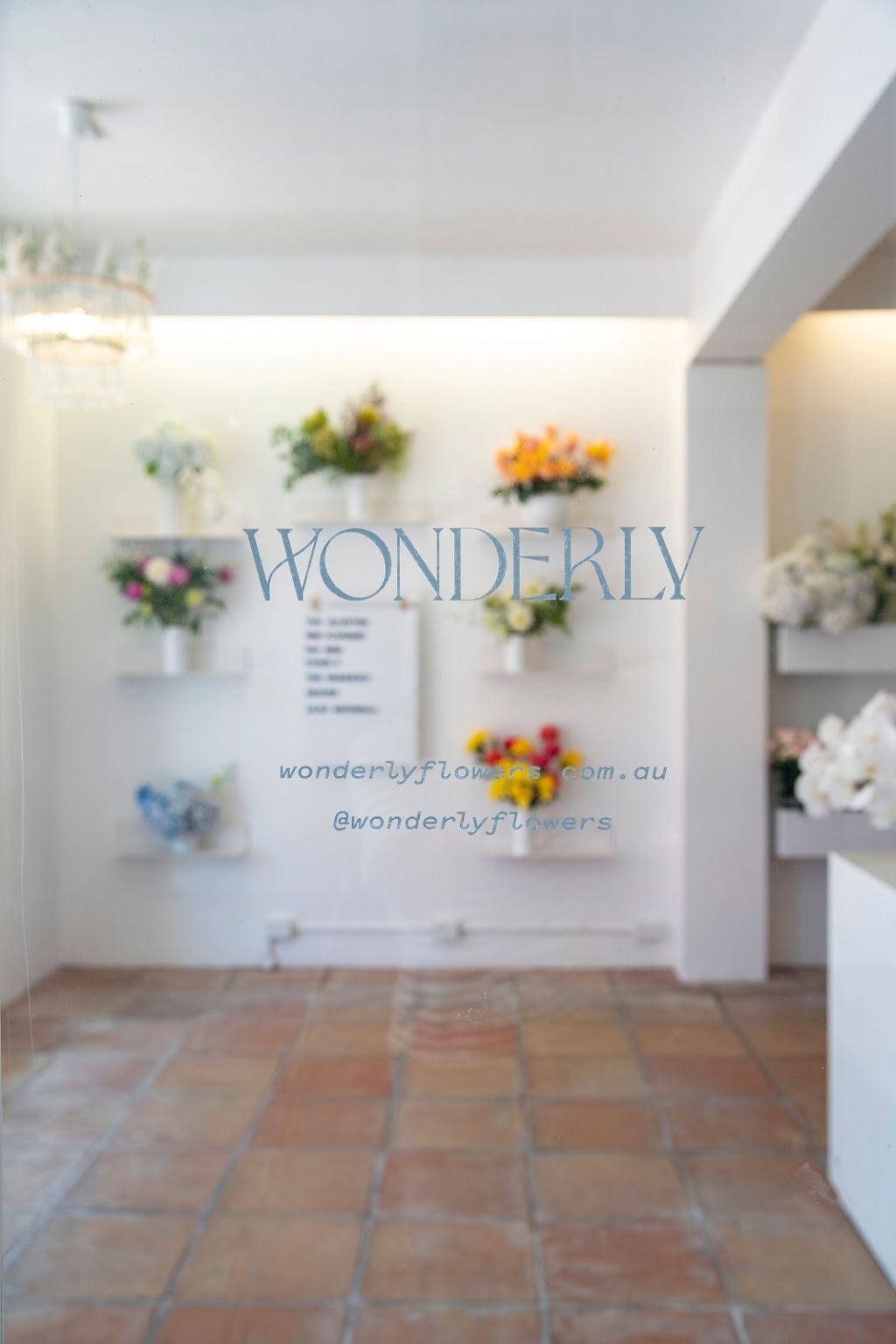 Wonderly Flowers | 1/50 Old Barrenjoey Rd, Avalon Beach NSW 2107, Australia | Phone: (02) 8919 0756