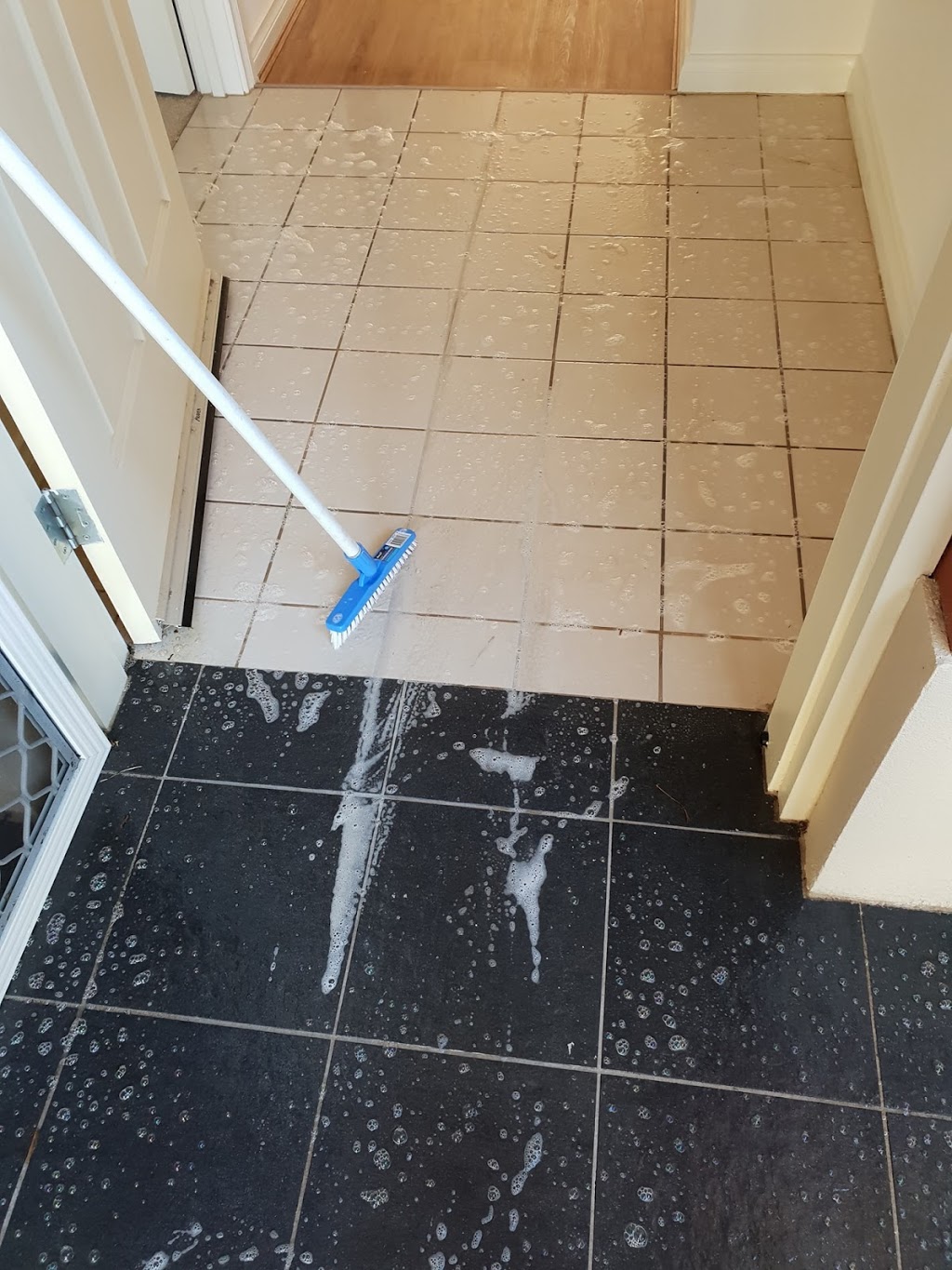 Camden Tile Cleaning | 9 Lee St, Cobbitty NSW 2570, Australia | Phone: 1300 249 082