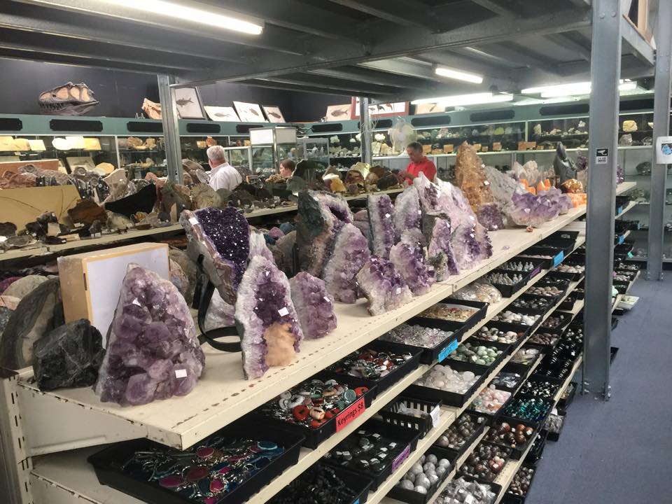 Crystal World | store | 13 Olive Rd, Devon Meadows VIC 3977, Australia | 0359982493 OR +61 3 5998 2493