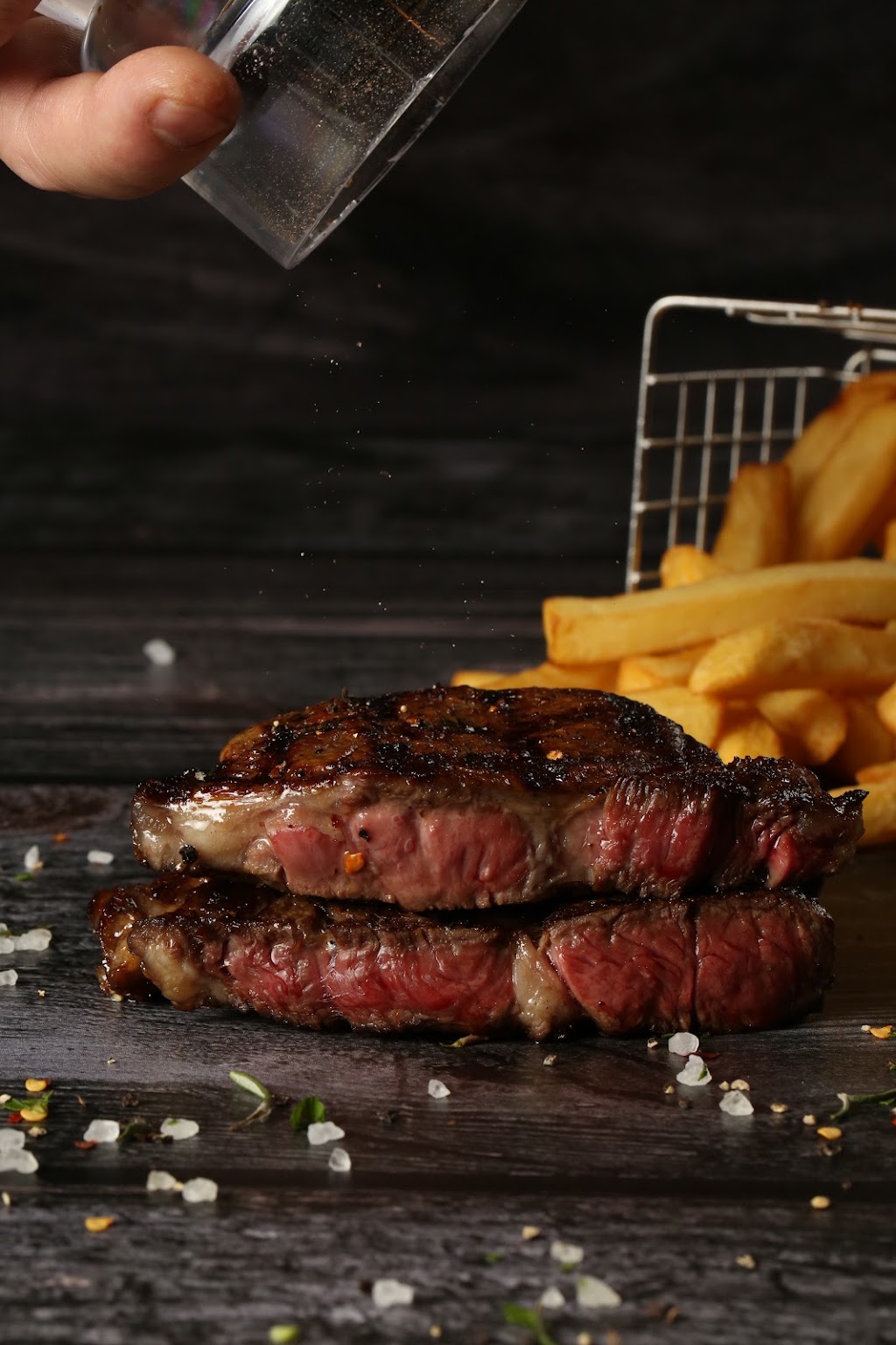 GAGE Dining & Co. (Hurlstone Park Hotel Bistro) | 590 New Canterbury Rd, Hurlstone Park NSW 2193, Australia | Phone: 0403 538 291