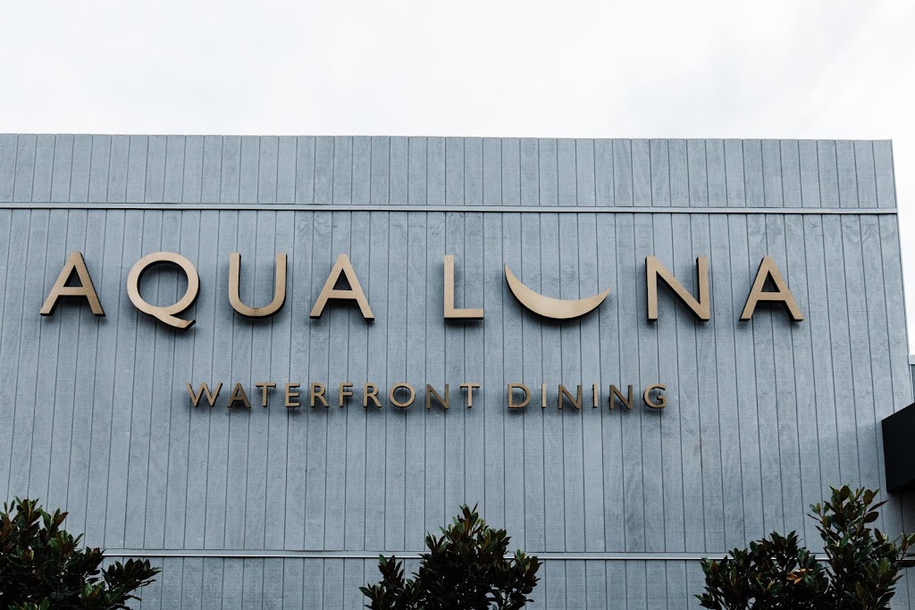 Aqua Luna Waterfront Dining | 461 Henley Marine Dr, Drummoyne NSW 2047, Australia | Phone: (02) 9719 2226