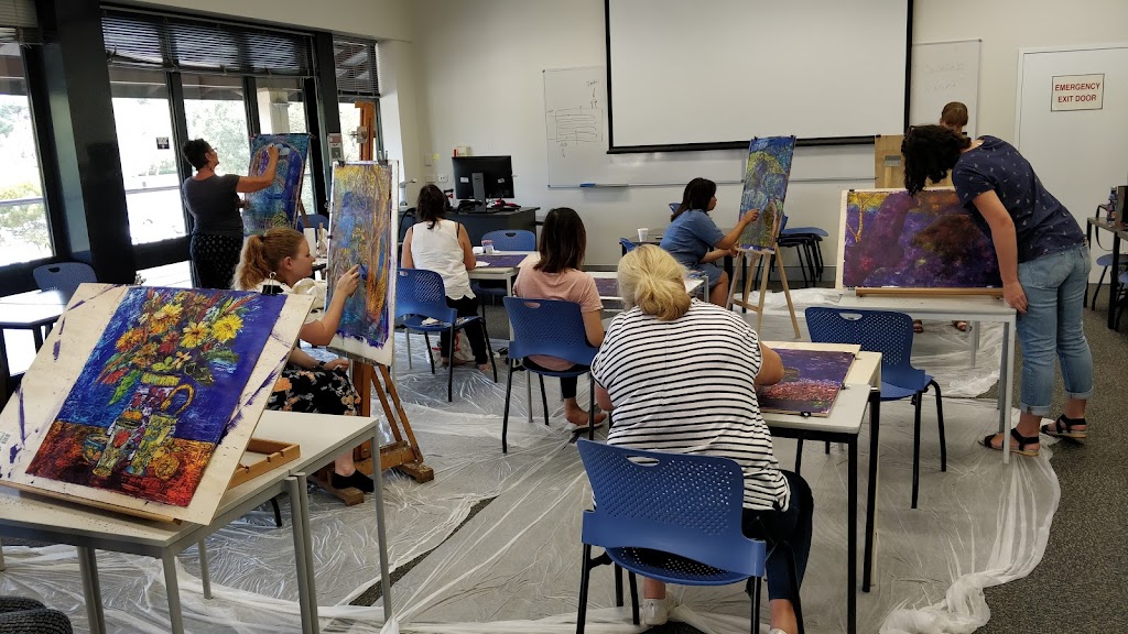 Jeremy Holtons Studio and Painting Classes | 740 Dibble St, Mount Helena WA 6082, Australia | Phone: 0411 580 903