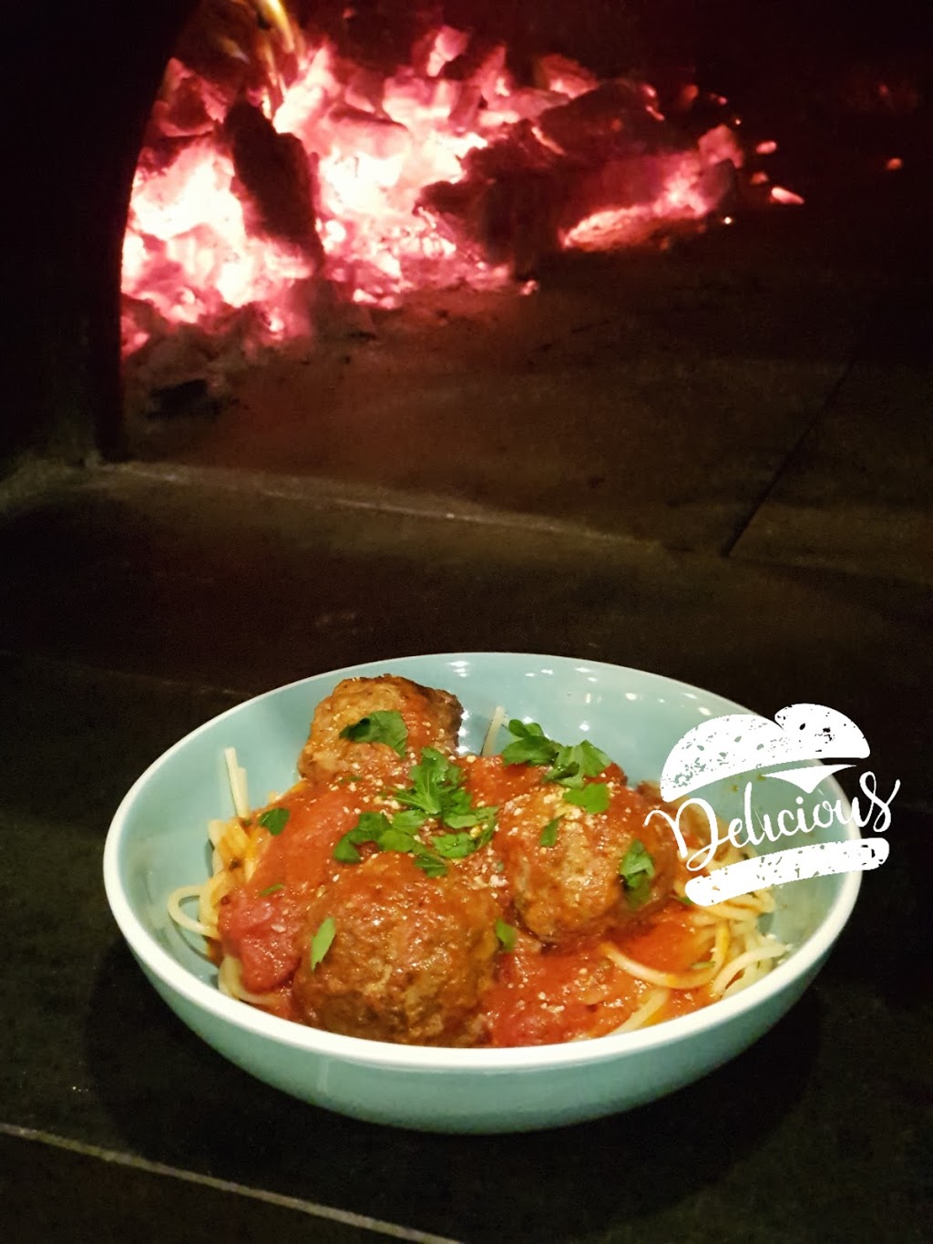 Halas Woodfire Pizzeria | restaurant | 2/65 Manor House Dr, Epping VIC 3076, Australia | 0394085631 OR +61 3 9408 5631