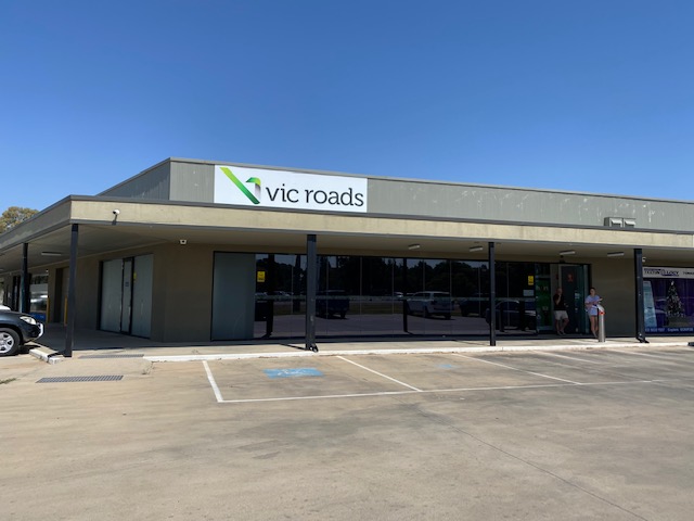 VicRoads - Swan Hill Customer Service Centre | 1/1 McNeill Ct, Swan Hill VIC 3585, Australia | Phone: 13 11 71