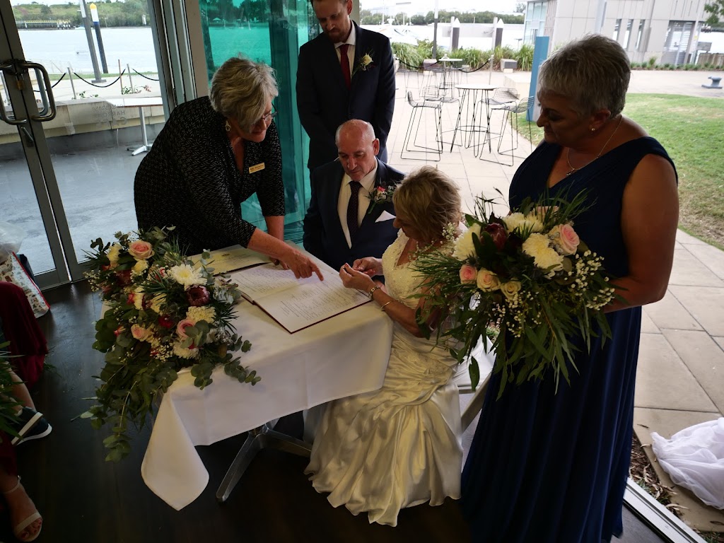 Ann Scholz Wedding Celebrant |  | 58 Dugandan St, Nerang QLD 4211, Australia | 0448940086 OR +61 448 940 086