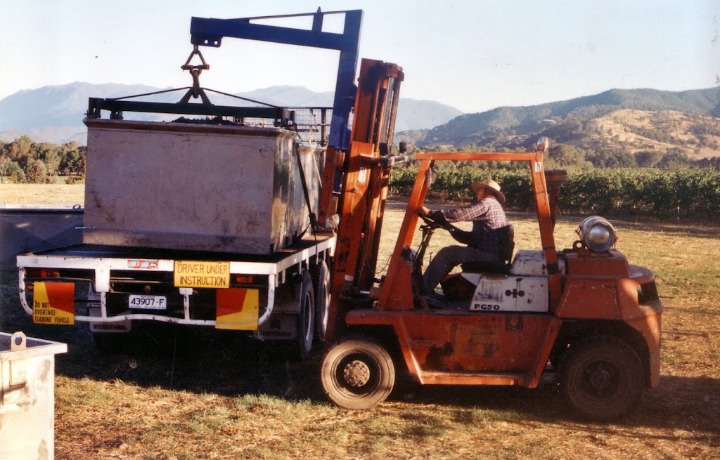 Kershaw’s Transport and Pallet Racking | 7 Howell Ln, Myrtleford VIC 3737, Australia | Phone: 0414 521 607