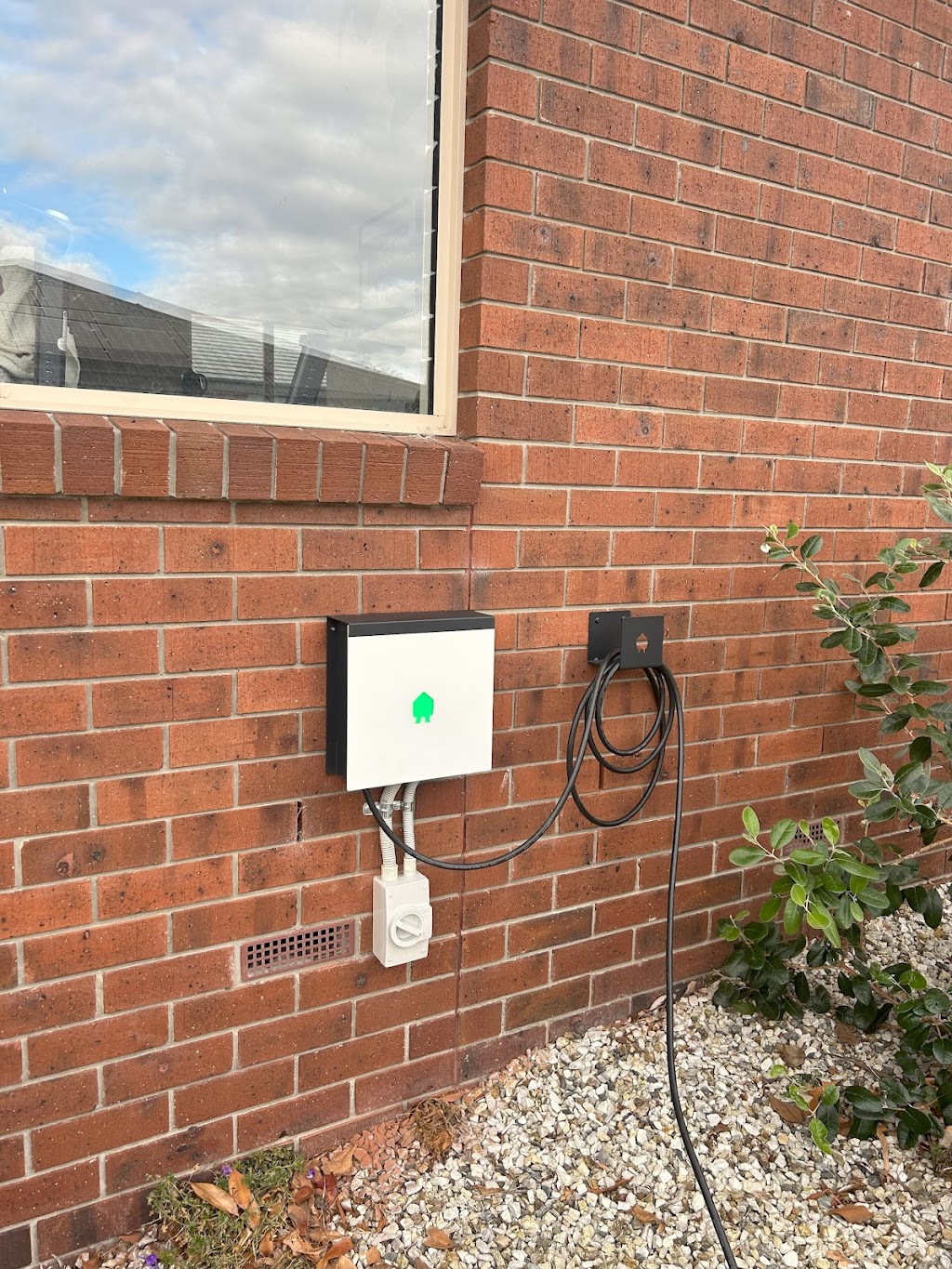 This is Electric | Seaview Ave, Taroona TAS 7053, Australia | Phone: 0451 186 336