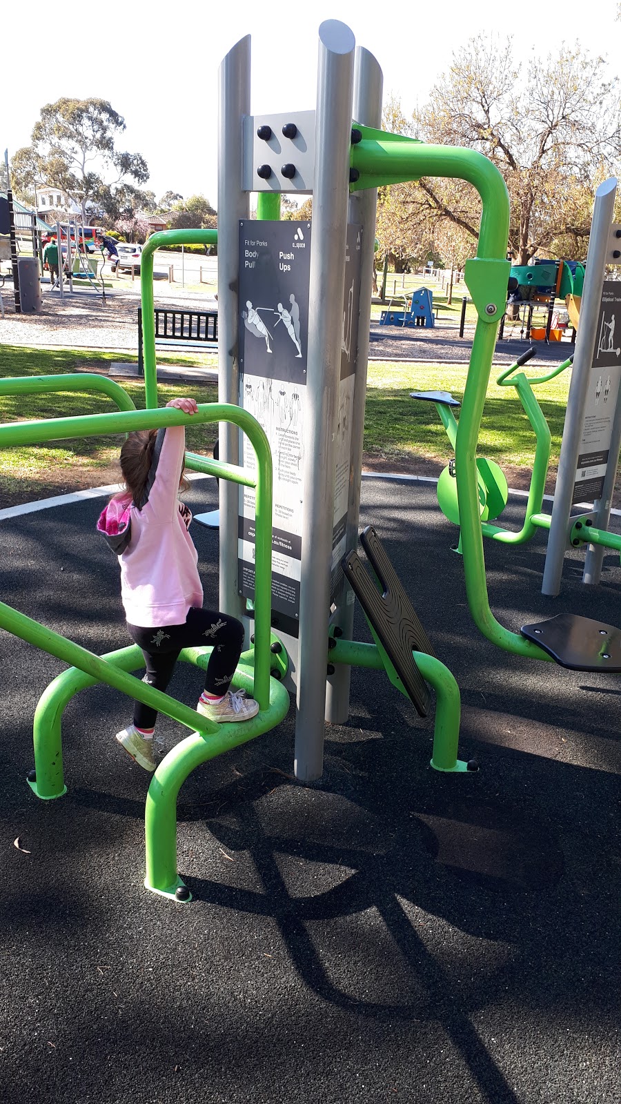 Sunbury Rotary Club Rotunda | park | 2 Ligar St, Sunbury VIC 3429, Australia