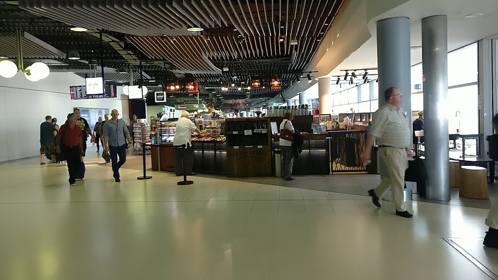 Fonzie Abbott Coffee Roasters | cafe | 2, Brisbane Airport, Domestic Terminal, Brisbane Airport QLD 4008, Australia | 0730733925 OR +61 7 3073 3925