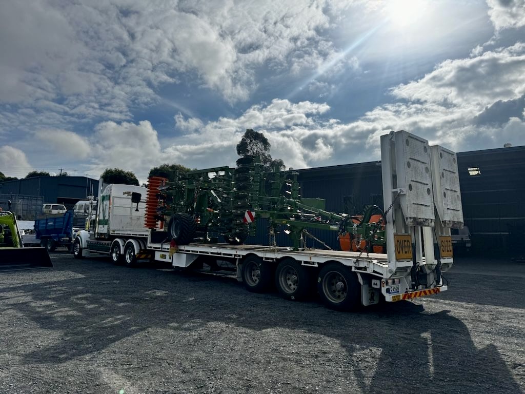 Tas Connect Logistics | 52 Crooked Billet Dr, Bridgewater TAS 7030, Australia | Phone: (03) 6142 3949