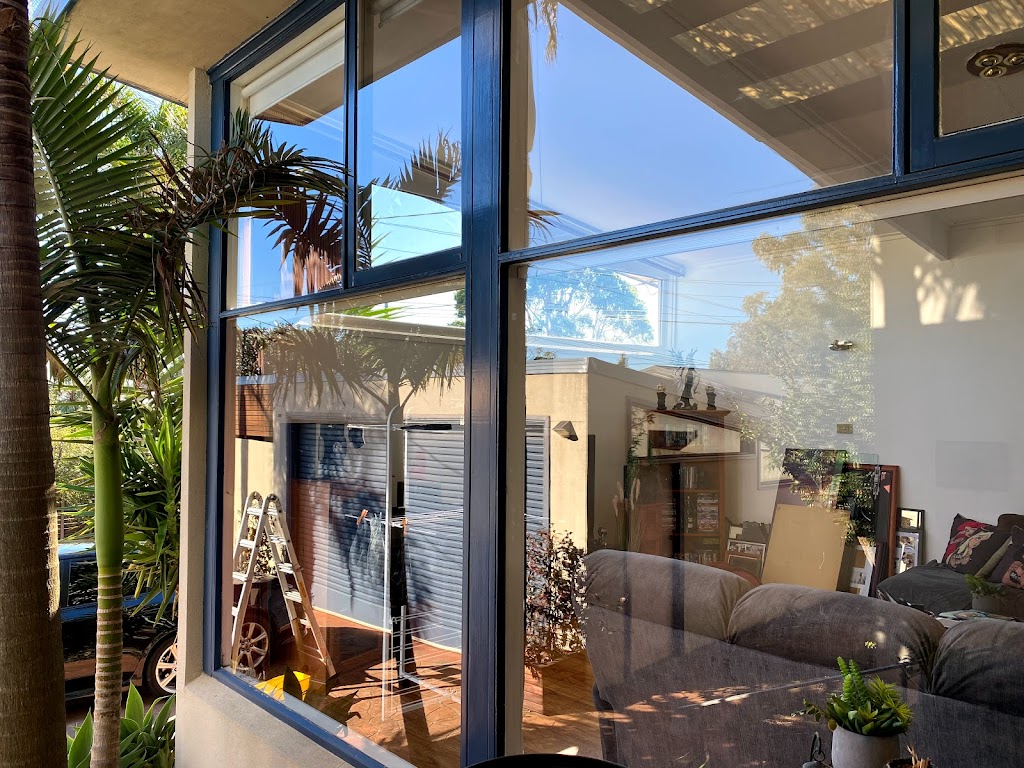 Ultra-Fine Window Cleaning | Unit 4/207-209 Bayview Rd, McCrae VIC 3938, Australia | Phone: 0411 172 122