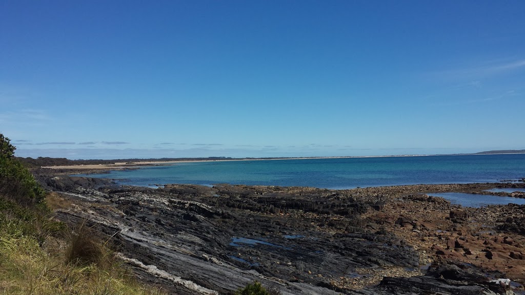 Brickmakers Beach Rest Area | 20290 Bass Hwy, Cowrie Point TAS 7321, Australia