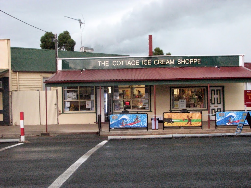The Cottage Ice Cream Shoppe | store | 18 Moora Rd, Rushworth VIC 3612, Australia | 0358561905 OR +61 3 5856 1905