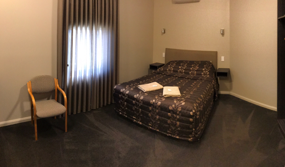 Lords Hotel | lodging | 2 King St, Scottsdale TAS 7260, Australia | 0363522319 OR +61 3 6352 2319