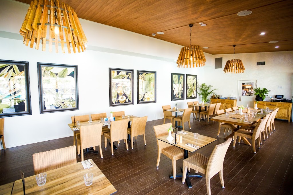 Driftwood Restaurant and Bar | restaurant | 99 David Low Way, Diddillibah QLD 4559, Australia | 0754582200 OR +61 7 5458 2200