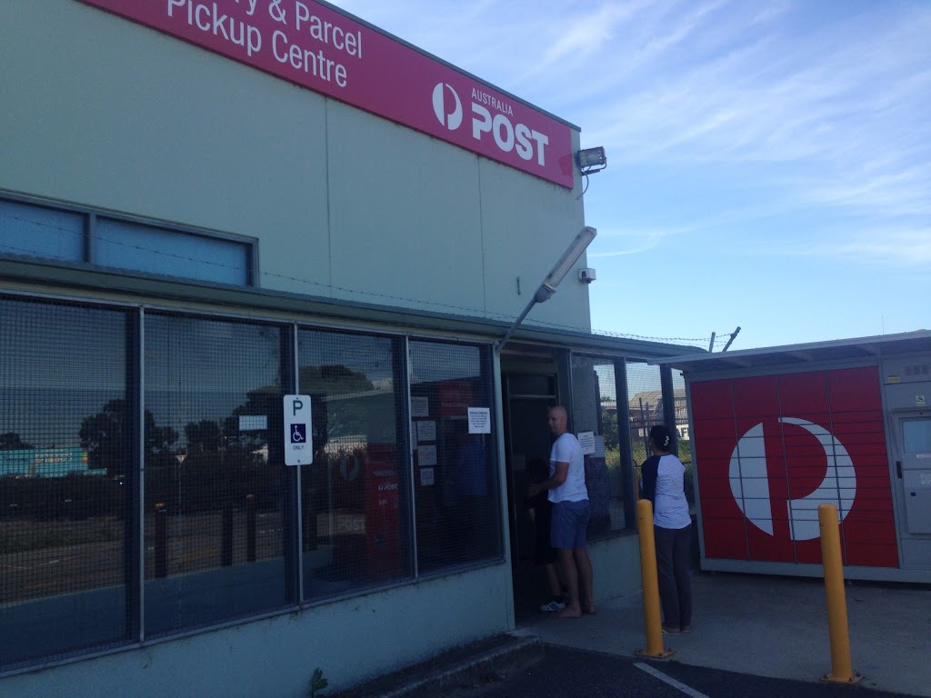 Cranbourne Parcel Locker | 6/12 George St, Cranbourne VIC 3977, Australia | Phone: 13 76 78