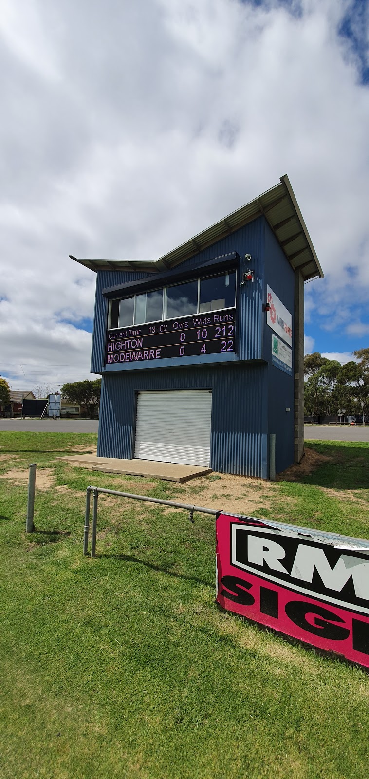 South Barwon Football and Netball Club | 77-79 Reynolds Rd, Belmont VIC 3216, Australia | Phone: (03) 5244 2993