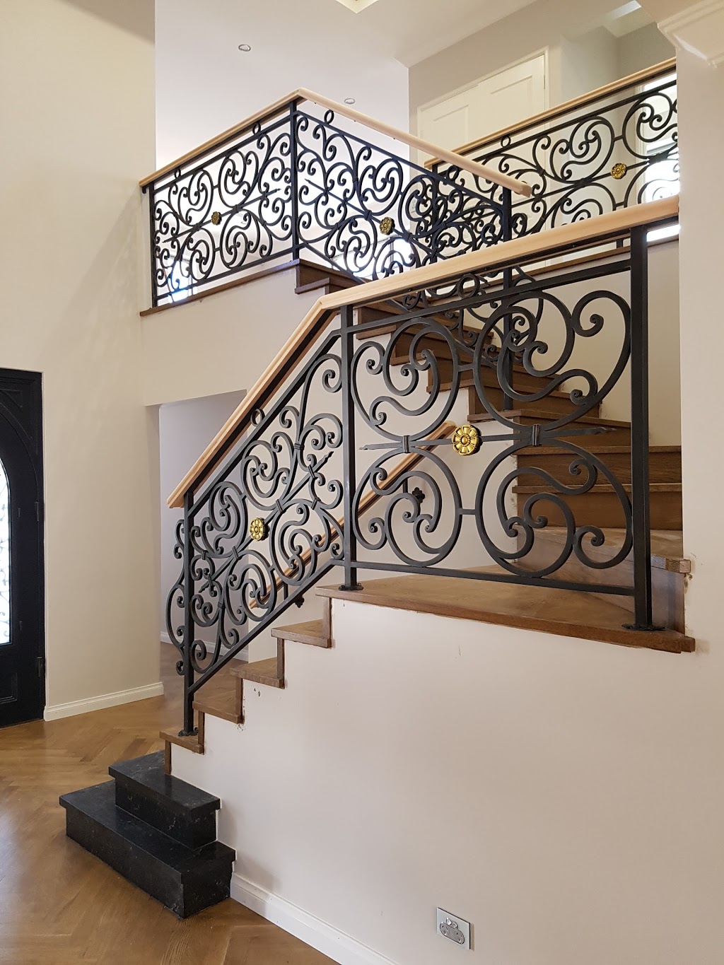 Unique Wrought Iron | 12 International Square, Tullamarine VIC 3043, Australia | Phone: (03) 9330 1111