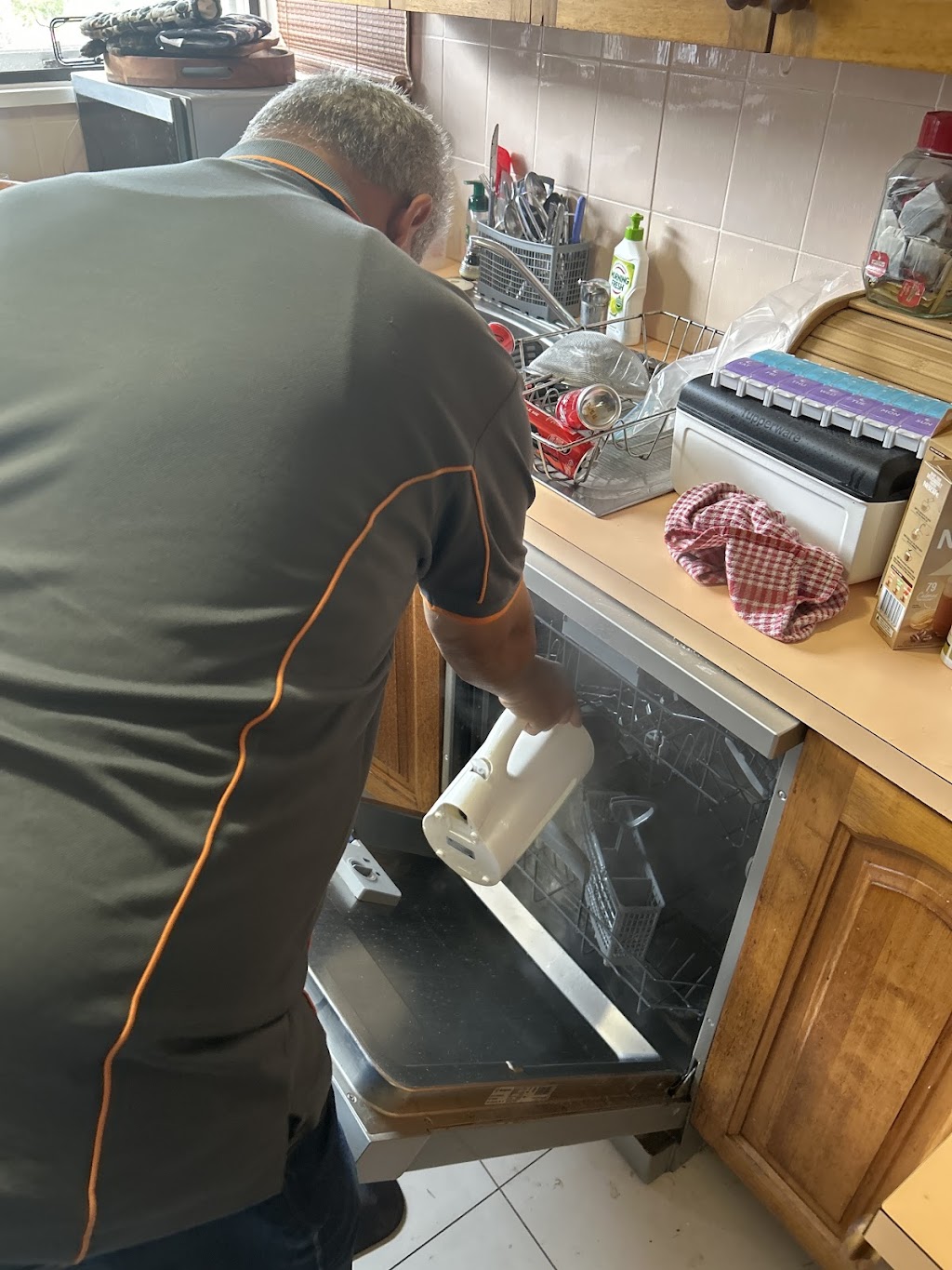 Hills Appliance Service and Repair | 38 Whites Rd, Shanes Park NSW 2747, Australia | Phone: 0410 679 956