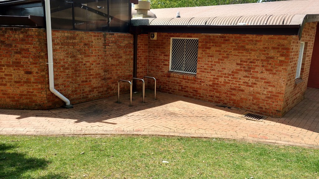 St Ives Community Hall Bicycle Parking | parking | 6 Memorial Ave, St. Ives NSW 2075, Australia