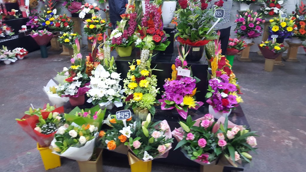 Preston Drive In Flowers | florist | 131 Bell St, Preston VIC 3072, Australia | 0394800500 OR +61 3 9480 0500