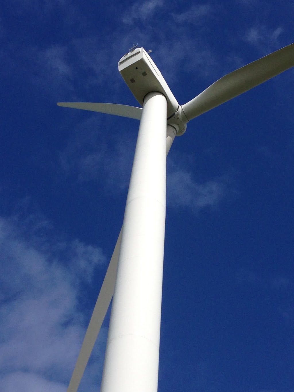 AGL Oaklands Hill Wind Farm |  | Glenthompson-Caramut Rd, Glenthompson VIC 3293, Australia | 1800039600 OR +61 1800 039 600