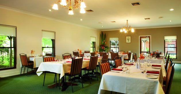Lancefield Motel | lodging | 50 Melbourne-Lancefield Rd, Lancefield VIC 3435, Australia | 0354299200 OR +61 3 5429 9200