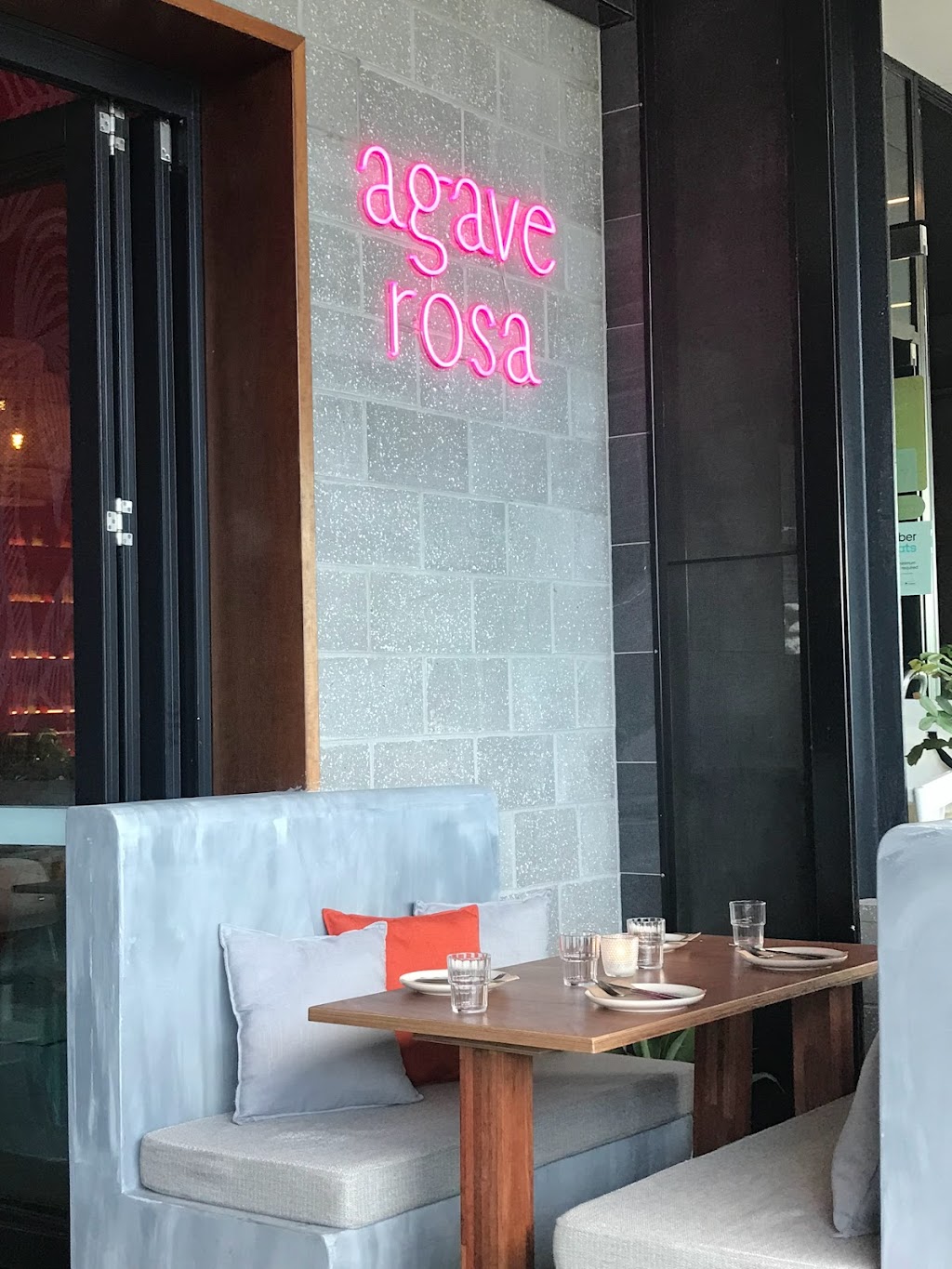 Agave Rosa | Restaurant & Taqueria | restaurant | Shop 2/74 Musgrave St, Coolangatta QLD 4225, Australia | 0401322298 OR +61 401 322 298