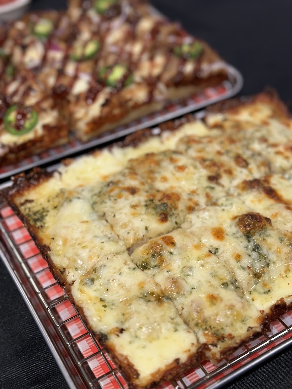 Lukey Ds Detroit Style Pizza | 78 Kenakan St, Edgeworth NSW 2285, Australia | Phone: 0406 140 437