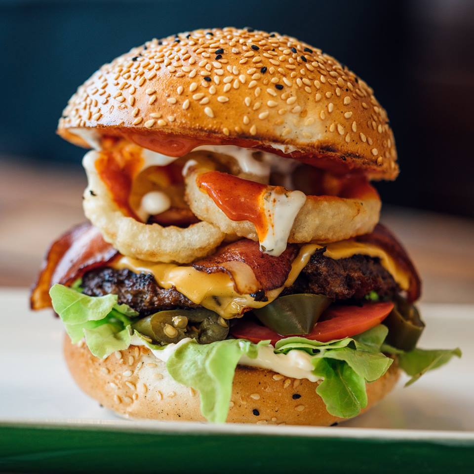 Burger Urge | restaurant | Griffith University, Gold Coast Campus, 58 Parklands Dr, Southport QLD 4215, Australia | 0756611135 OR +61 7 5661 1135