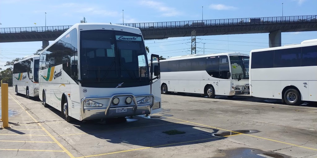 Simcocks Bus Service | travel agency | Bus Depot, Osullivan St, Pakenham VIC 3810, Australia | 0359415478 OR +61 3 5941 5478