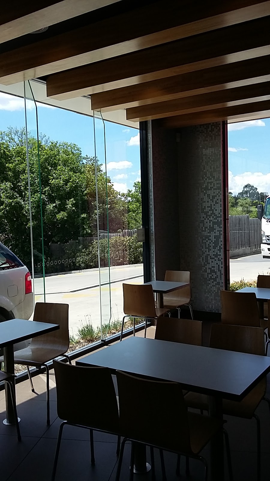 KFC Warwick | 30 Albion Street, New England Hwy, Warwick QLD 4370, Australia | Phone: (07) 4661 2377