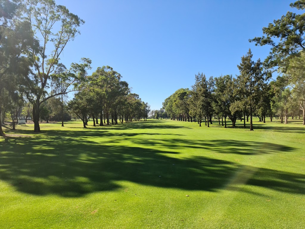 Richmond Golf Club | 34 Bourke St, Richmond NSW 2753, Australia | Phone: (02) 4578 1739