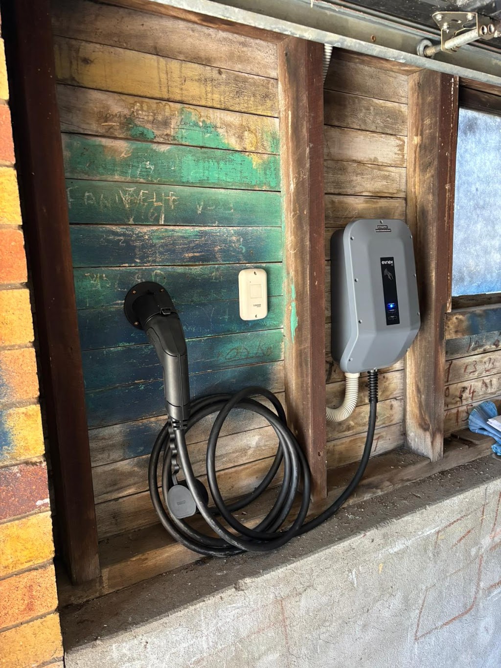 Brisbane EV Chargers | 39 Halls Rd, Cedar Creek QLD 4520, Australia | Phone: 0422 750 204