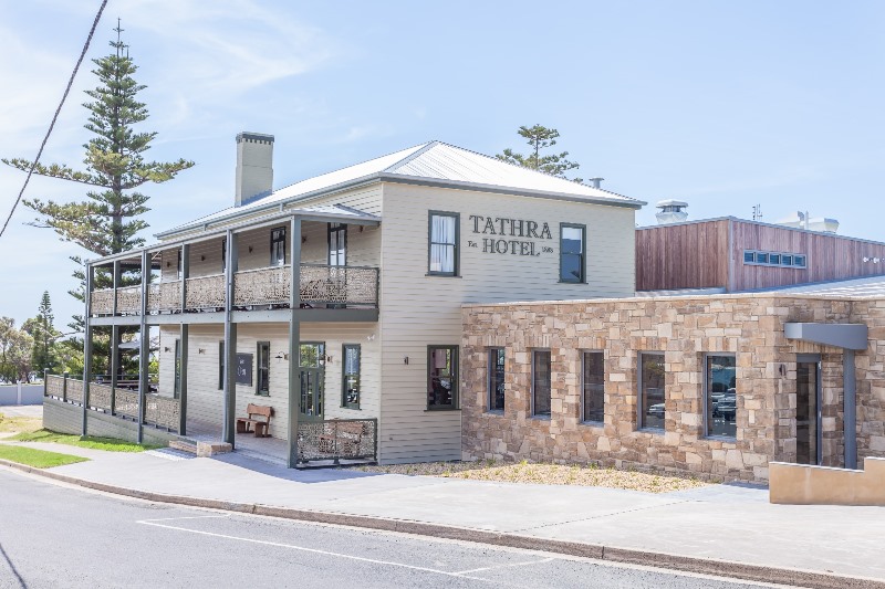 Tathra Hotel & Motel | lodging | 8-12 Bega St, Tathra NSW 2550, Australia | 0264941101 OR +61 2 6494 1101