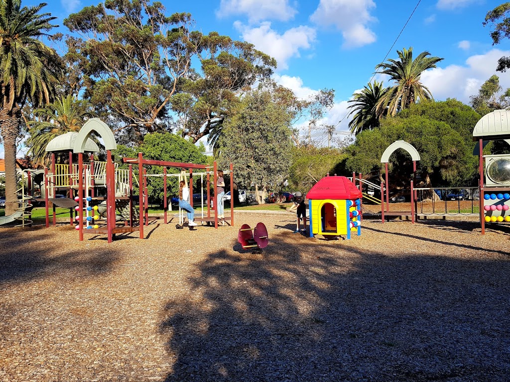 Renfrey Gardens | park | 10 Blessington St, St Kilda VIC 3182, Australia